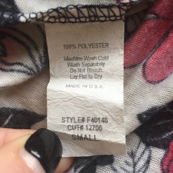 Forever 21 floral v-neck dress size small - Picture 5 of 5